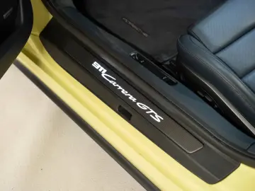 PORSCHE 992 Carrera GTS PCCB BOSE Abstandsregeltempostat