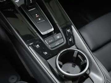 PORSCHE 992 Carrera GTS PCCB BOSE Abstandsregeltempostat