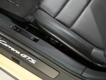 PORSCHE 992 Carrera GTS PCCB BOSE Abstandsregeltempostat