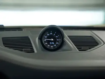 PORSCHE 992 Carrera GTS PCCB BOSE Abstandsregeltempostat