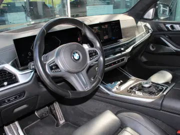 BMW X7 xDr40d MSp Pro SkyLounge B&W Massage Ventil SoftClose