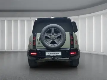 LAND ROVER Defender 110 D300 X-Dynamic SE   Komf.Plus