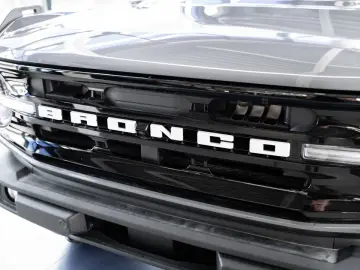 FORD Bronco Outer Banks 2.7 l EB 4x4 Automatik. LED.