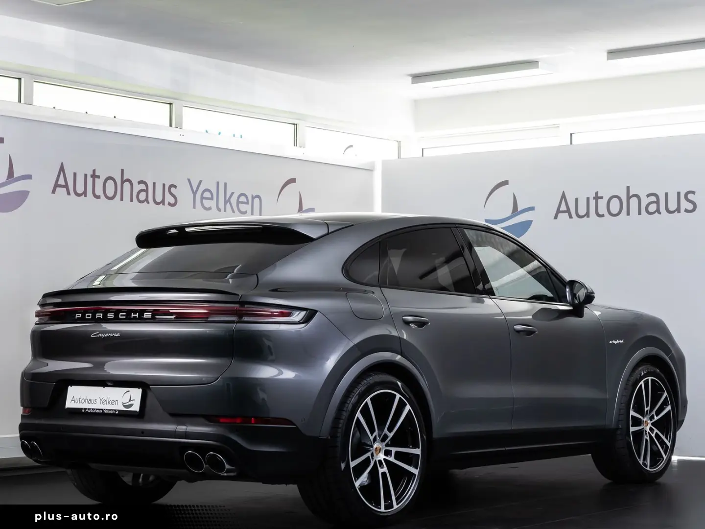 PORSCHE Cayenne Coupe E-Hybrid ACC PANO LUFT BOSE 360