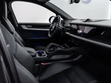 PORSCHE Cayenne Coupe E-Hybrid ACC PANO LUFT BOSE 360