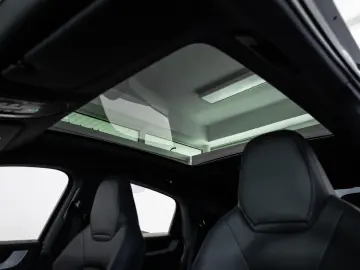 PORSCHE Cayenne Coupe E-Hybrid ACC PANO LUFT BOSE 360