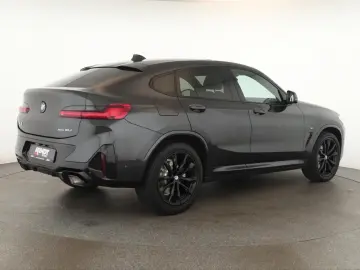 BMW X4 xDr30d MSp Panoramic Keyless ACC