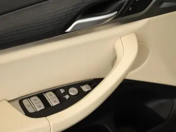 BMW X4 xDr30d MSp Panoramic Keyless ACC