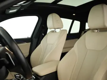 BMW X4 xDr30d MSp Panoramic Keyless ACC