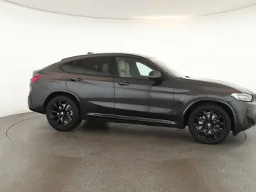 BMW X4 xDr30d MSp Panoramic Keyless ACC