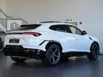 Lamborghini Urus S  PANO HEAD-UP SOFT B&O