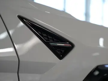 Lamborghini Urus S  PANO HEAD-UP SOFT B&O