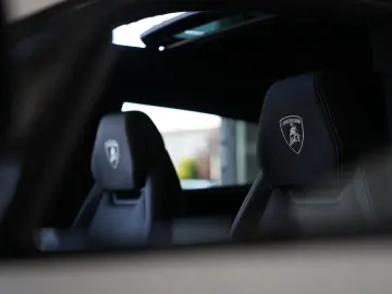 Lamborghini Urus S  PANO HEAD-UP SOFT B&O
