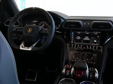 Lamborghini Urus S  PANO HEAD-UP SOFT B&O
