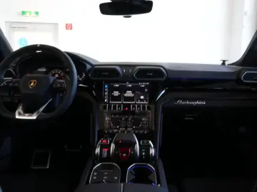 Lamborghini Urus S  PANO HEAD-UP SOFT B&O
