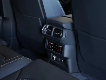 Lamborghini Urus S  PANO HEAD-UP SOFT B&O