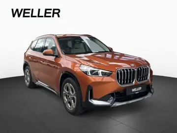 BMW X1 xDrive20d xLine AdLED AHK Kam H K elSi St Go