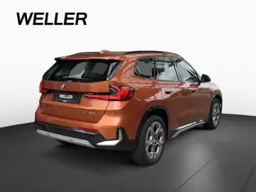 BMW X1 xDrive20d xLine AdLED AHK Kam H K elSi St Go