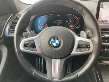 BMW X3 xDr 20i M-Sport HUD