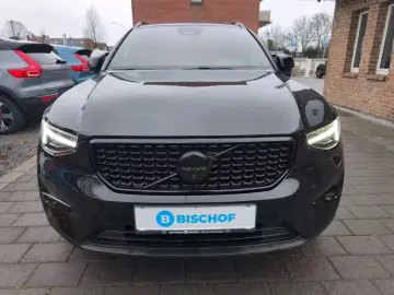 Volvo XC40 B3 Black Edition Plus Memory Sitze HarmanKa