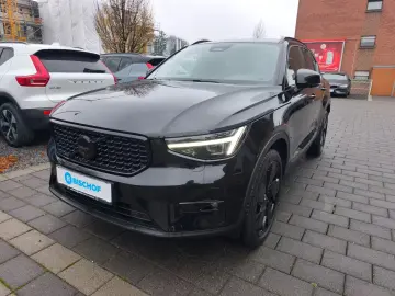 Volvo XC40 B3 Black Edition Plus Memory Sitze HarmanKa