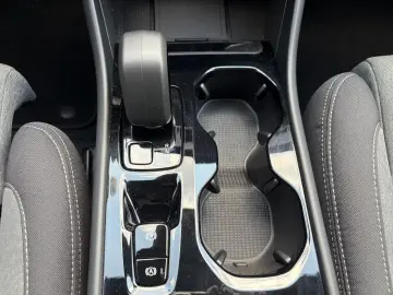 Volvo XC40 B3 Black Edition Plus Memory Sitze HarmanKa