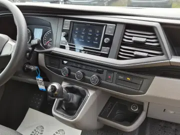 Volkswagen T6.1 Transporter Kombi EcoProfi FWD 9 SITZER PDC