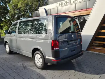 Volkswagen T6.1 Transporter Kombi EcoProfi FWD 9 SITZER PDC