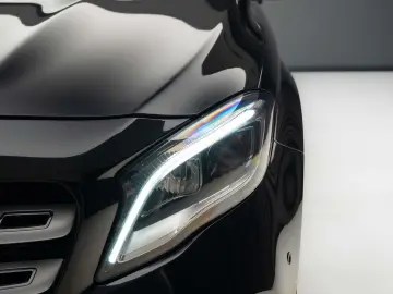Mercedes Benz GLA 200 Pachet AMG