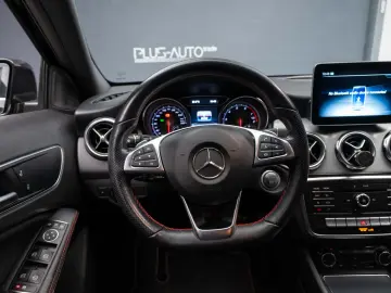 Mercedes Benz GLA 200 Pachet AMG