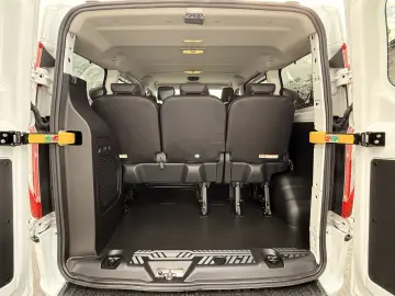 FORD Transit Custom 2.0 TDCi 320 L1   9-SITZER TEMPOM