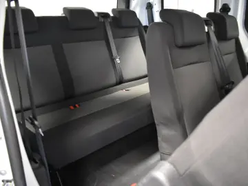OPEL Vivaro S 9-Sitze Navi Klima Temp PDC