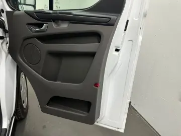 FORD Transit Custom 320 L1H1 9-SITZE 2xKLIMA TEMPO