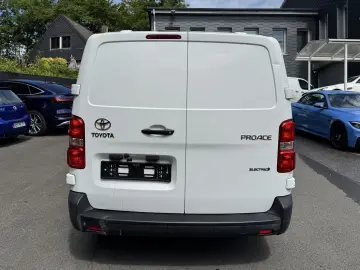 TOYOTA Proace L2 Kasten Electric 634 E