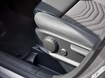 Mercedes-Benz GLA 200 PROGRESSIVE