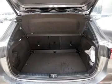 Mercedes-Benz GLA 200 PROGRESSIVE