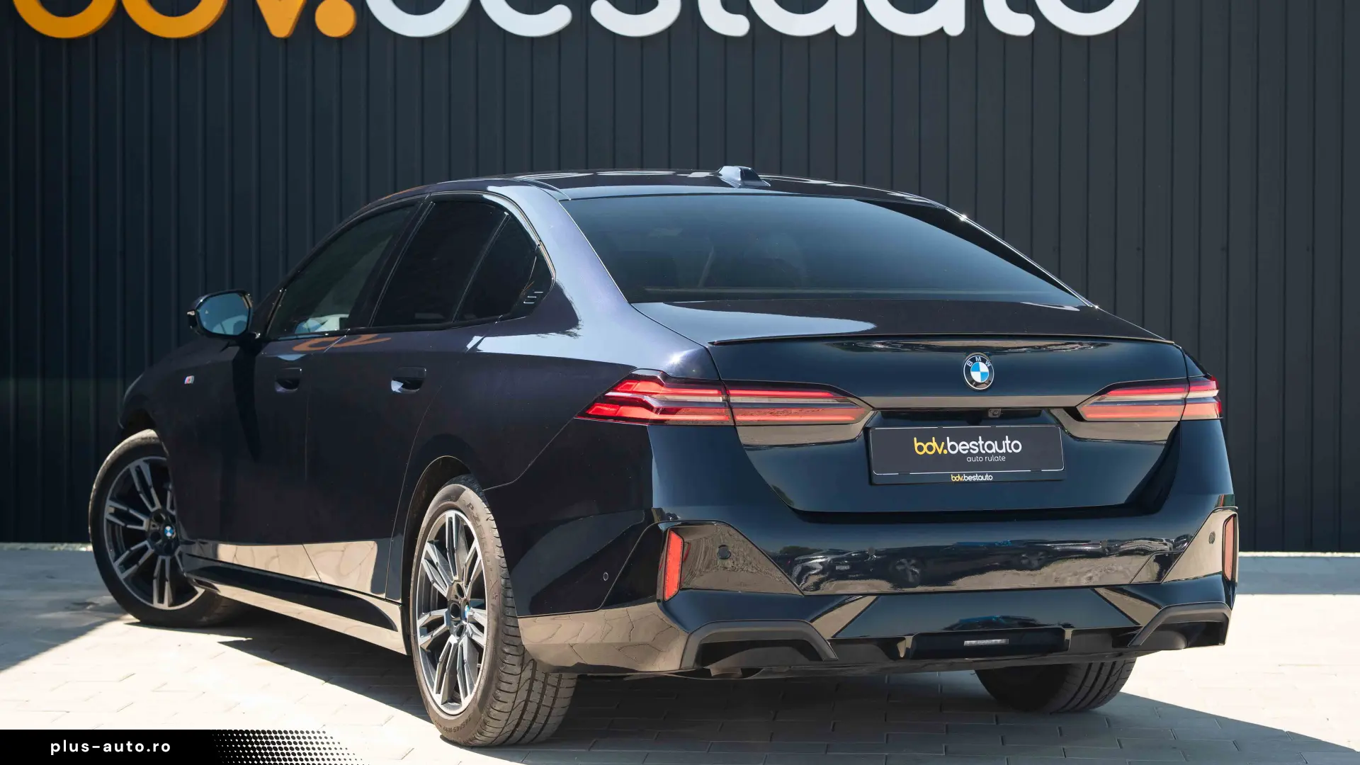 BMW Seria 5 520d xDrive M-Sport Aut.