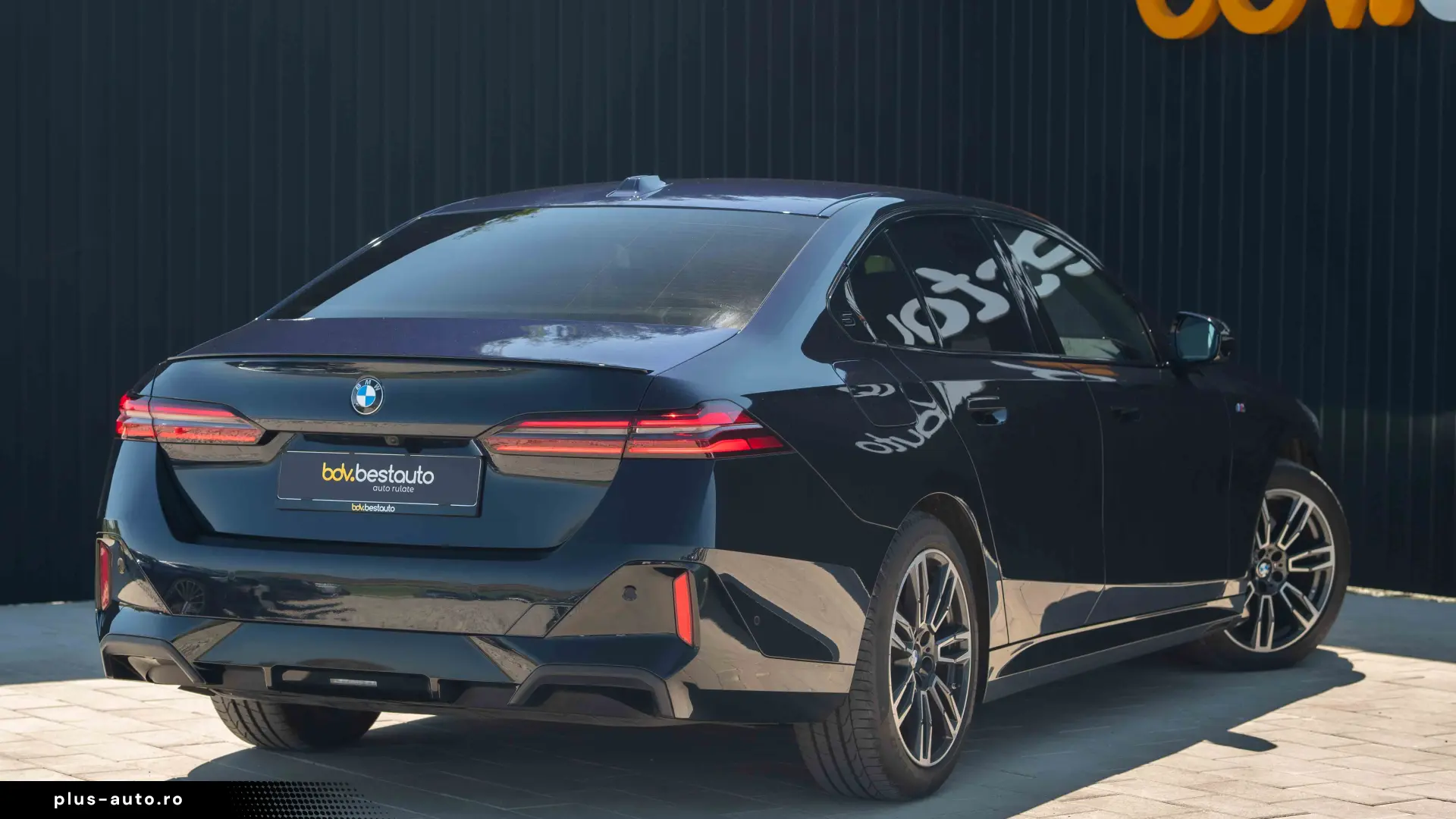 BMW Seria 5 520d xDrive M-Sport Aut.