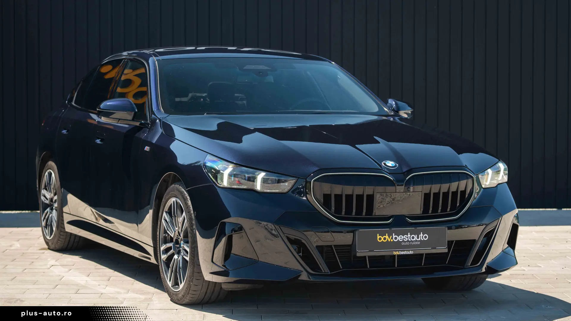 BMW Seria 5 520d xDrive M-Sport Aut.