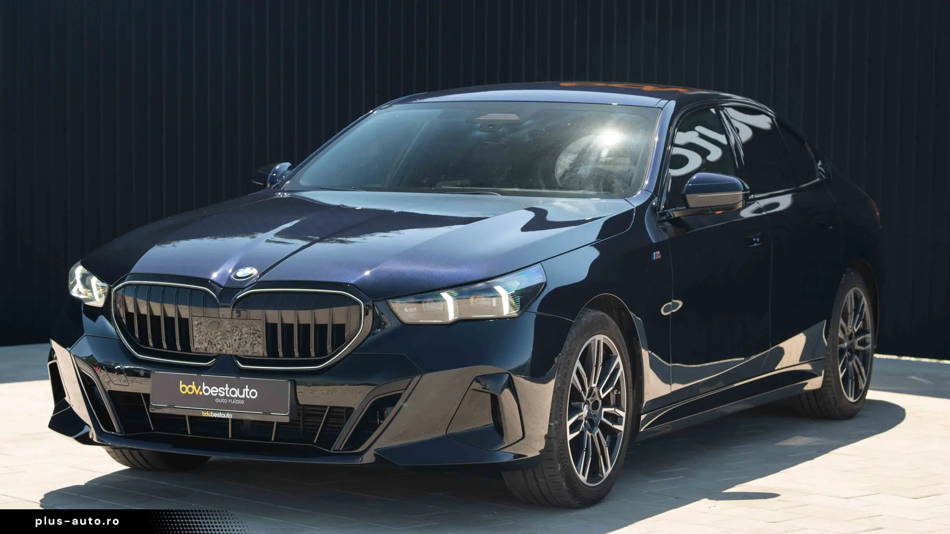 BMW Seria 5 520d xDrive M-Sport Aut.