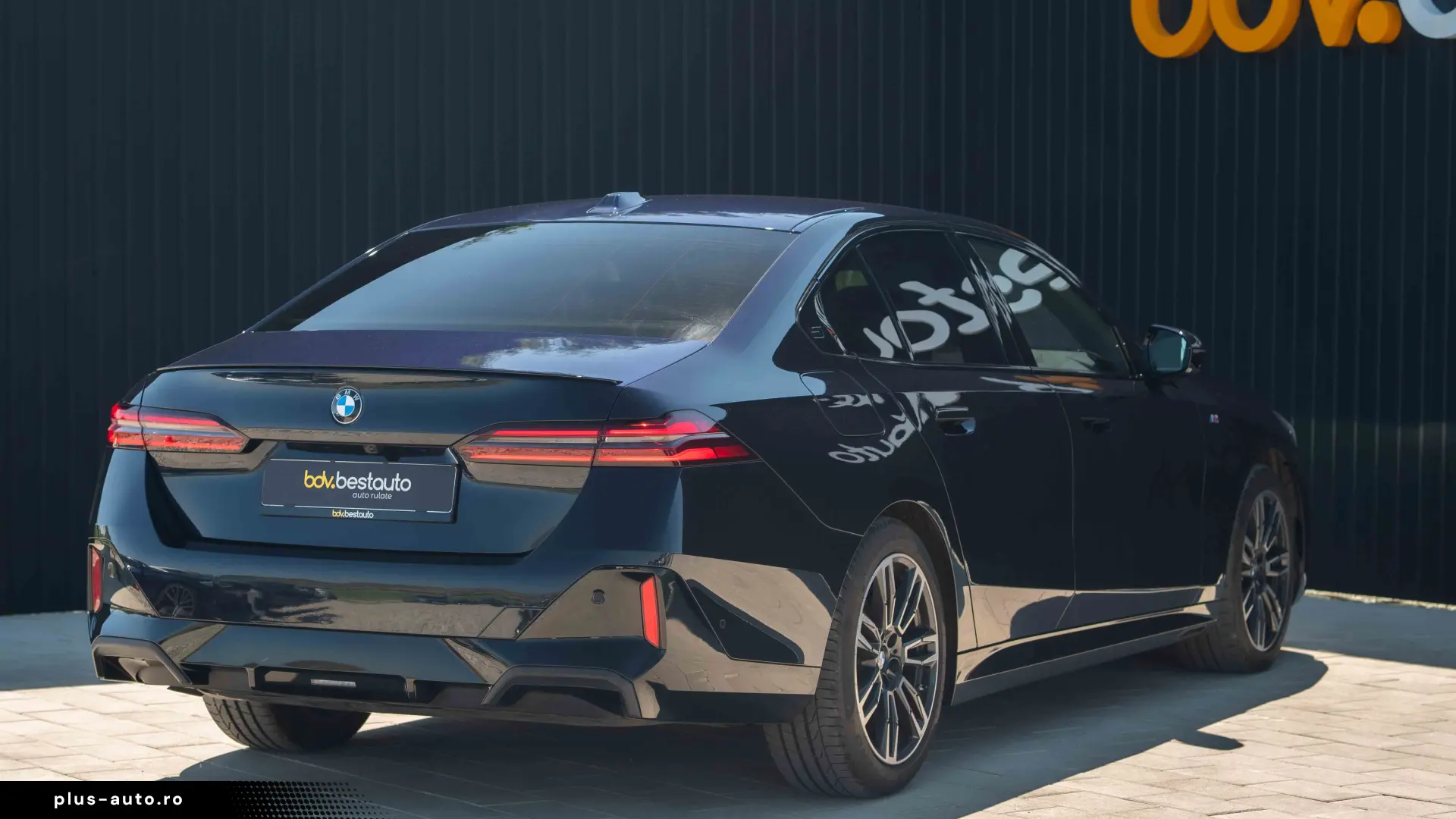 BMW Seria 5 520d xDrive M-Sport Aut.