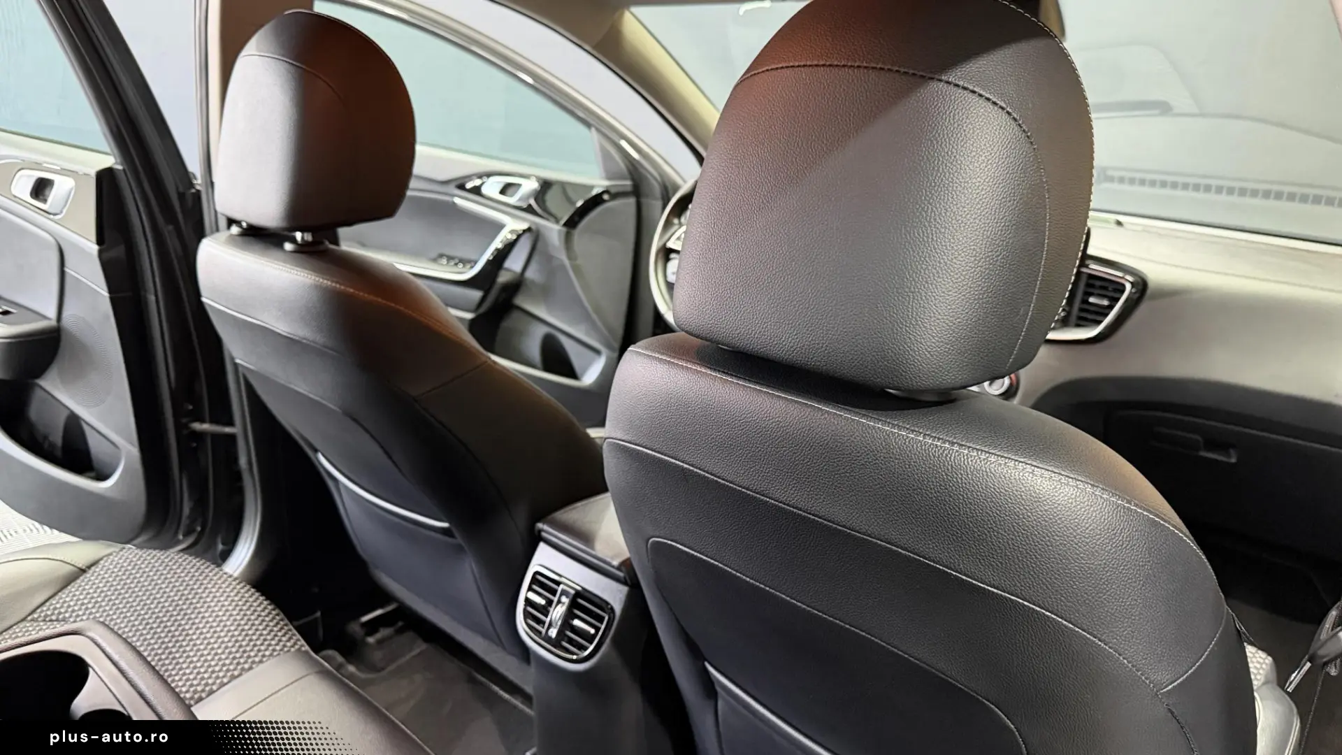 KIA Xceed 2020 — imagine 23