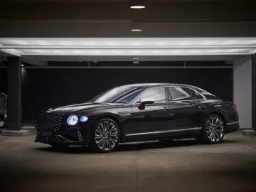 BENTLEY Flying Spur Mulliner Hybrid