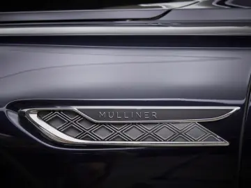 BENTLEY Flying Spur Mulliner Hybrid