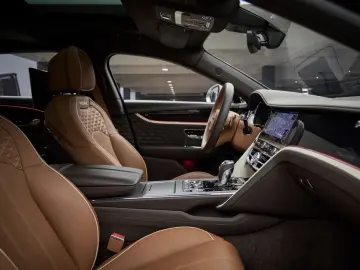 BENTLEY Flying Spur Mulliner Hybrid