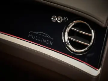 BENTLEY Flying Spur Mulliner Hybrid
