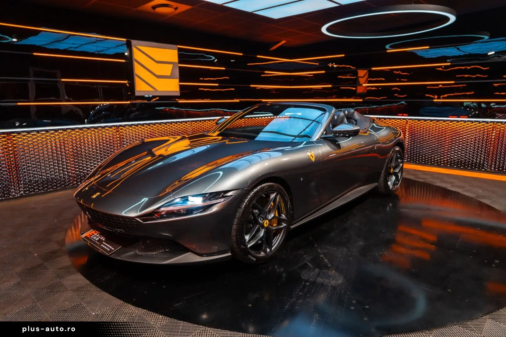 FERRARI Roma 3.9 T V8 Spider DCT
