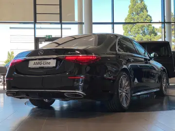 MERCEDES-BENZ S 580e lang AMG-Line ExklusivP Airm HU…