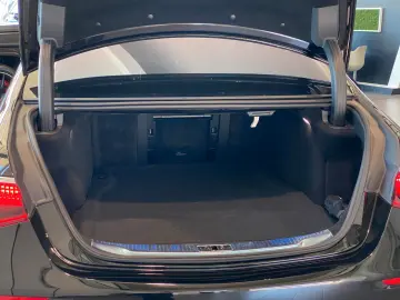 MERCEDES-BENZ S 580e lang AMG-Line ExklusivP Airm HU…