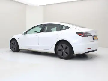 TESLA Model 3 Standard RWD Plus
